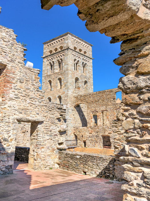 Monestir de Sant Pere de Rhodes - CALVENDO Foto-Puzzle'
