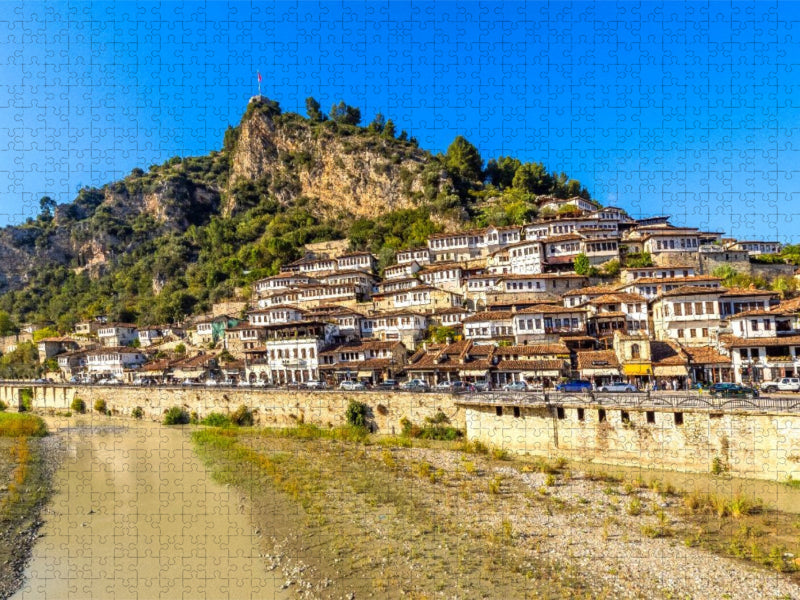 Berat - Die Stadt der tausend Fenster - CALVENDO Foto-Puzzle'