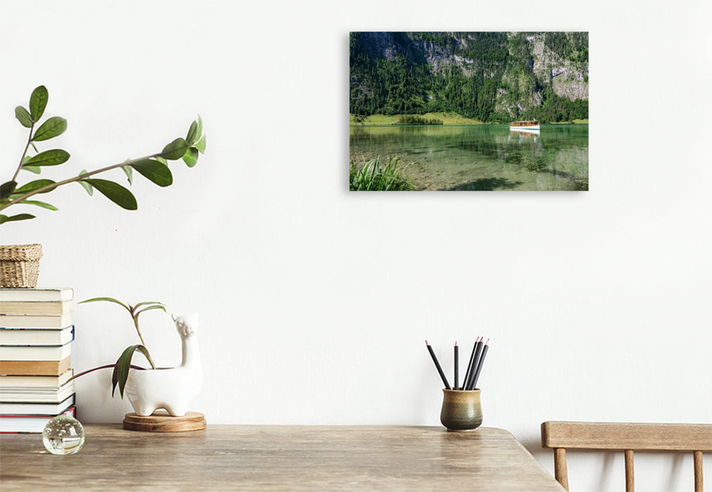 Premium Textil-Leinwand Salet: Boot in der Spiegelung