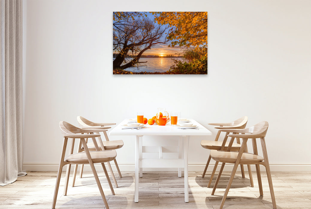 Premium Textil-Leinwand Goldener Herbstabend am Tiefwarensee