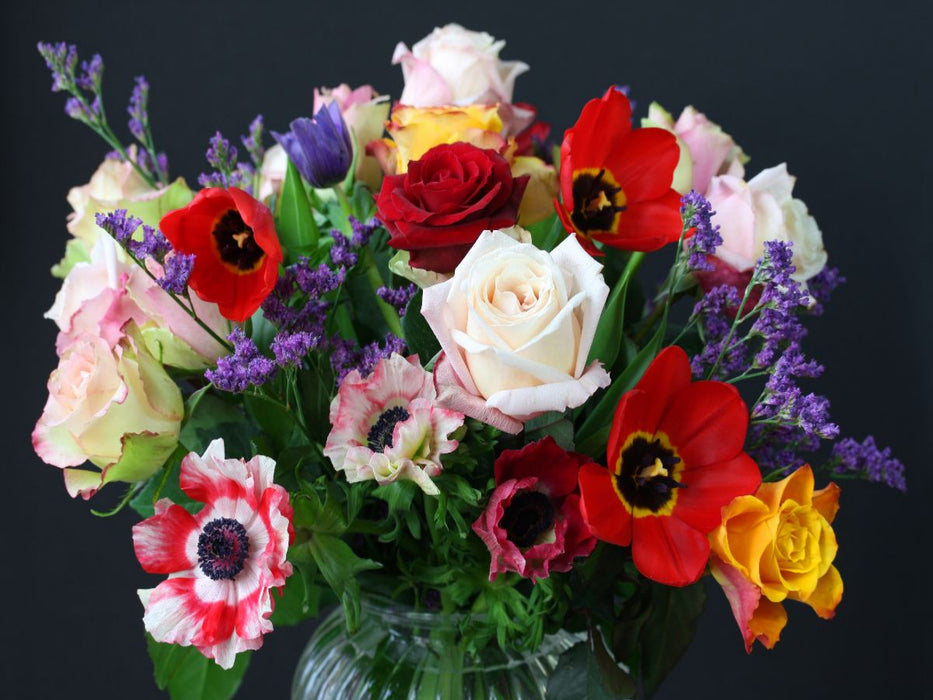 Blumenstrauß mit Anemonen, Tulpen und Rosen - CALVENDO Foto-Puzzle'