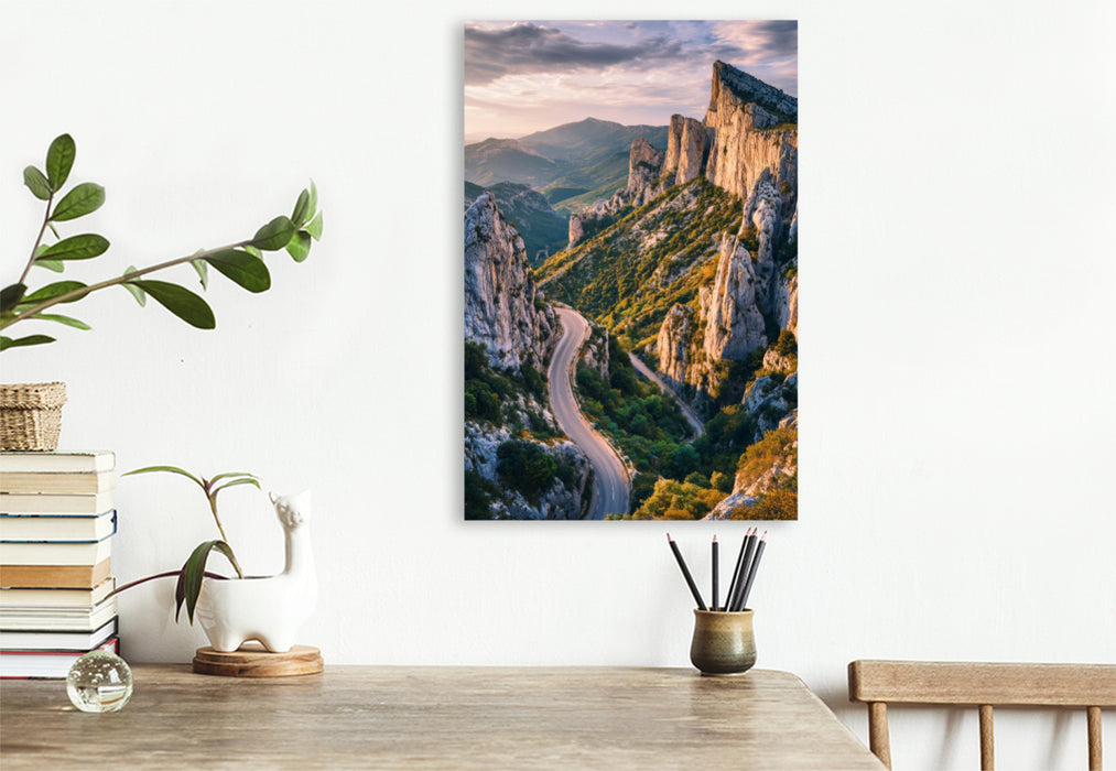 Premium Textil-Leinwand Ein Weg führt durch Zeit und Weite