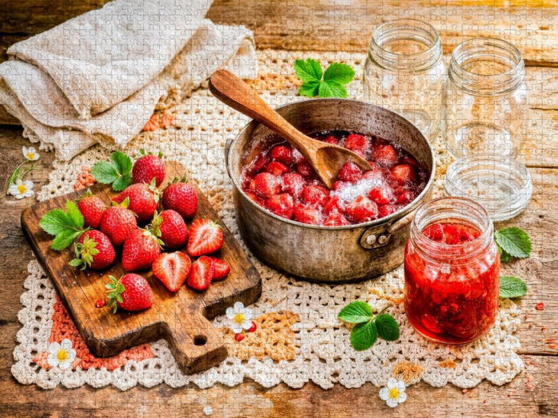 Selbstgemachte Erdbeermarmelade im nostalgischen Kochtopf - CALVENDO Foto-Puzzle'
