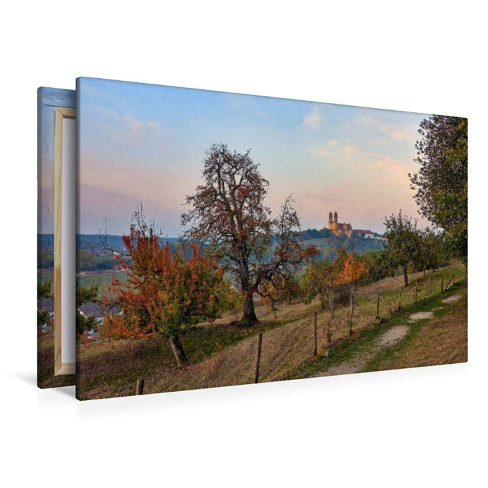 Premium Textil-Leinwand Die Wallfahrtskirche in Ellwangen im Sonnenuntergang, Baden-Württemberg, Deutschland