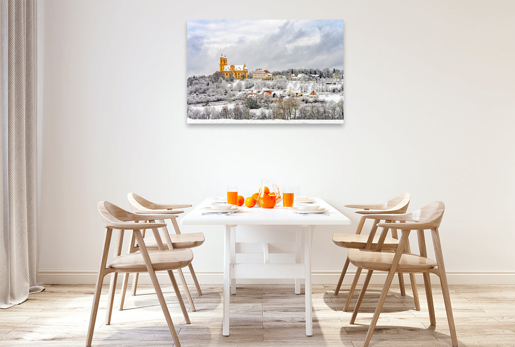 Premium Textil-Leinwand Der winterliche Schönenberg mit der Wallfahrtskirche in Ellwangen (Jagst) im Ostalbkreis