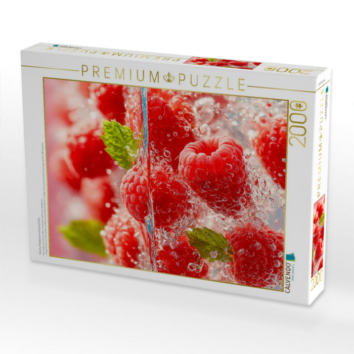 Frische Himbeeren mit Eiswürfeln - CALVENDO Foto-Puzzle'