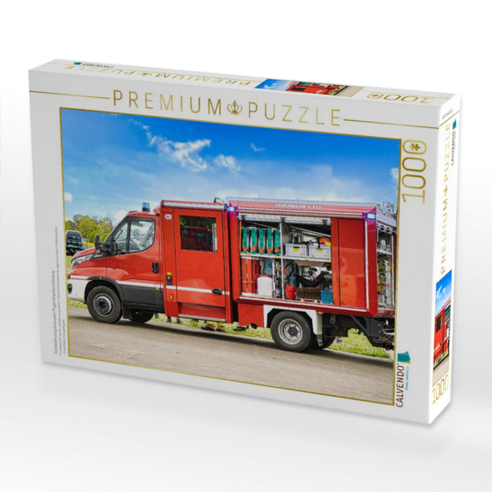 Einsatzfahrzeug Feuerwehr/Tragkraftspritzenfahrzeug - CALVENDO Foto-Puzzle'