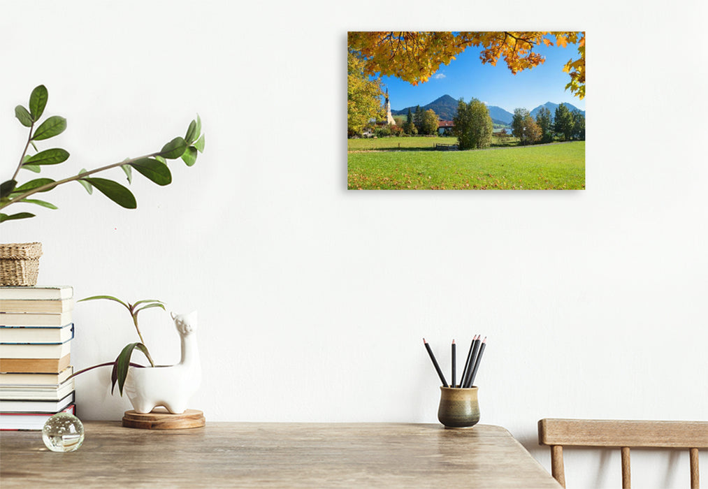 Premium Textil-Leinwand Blick zur St. Sixtus Kirche in Schliersee