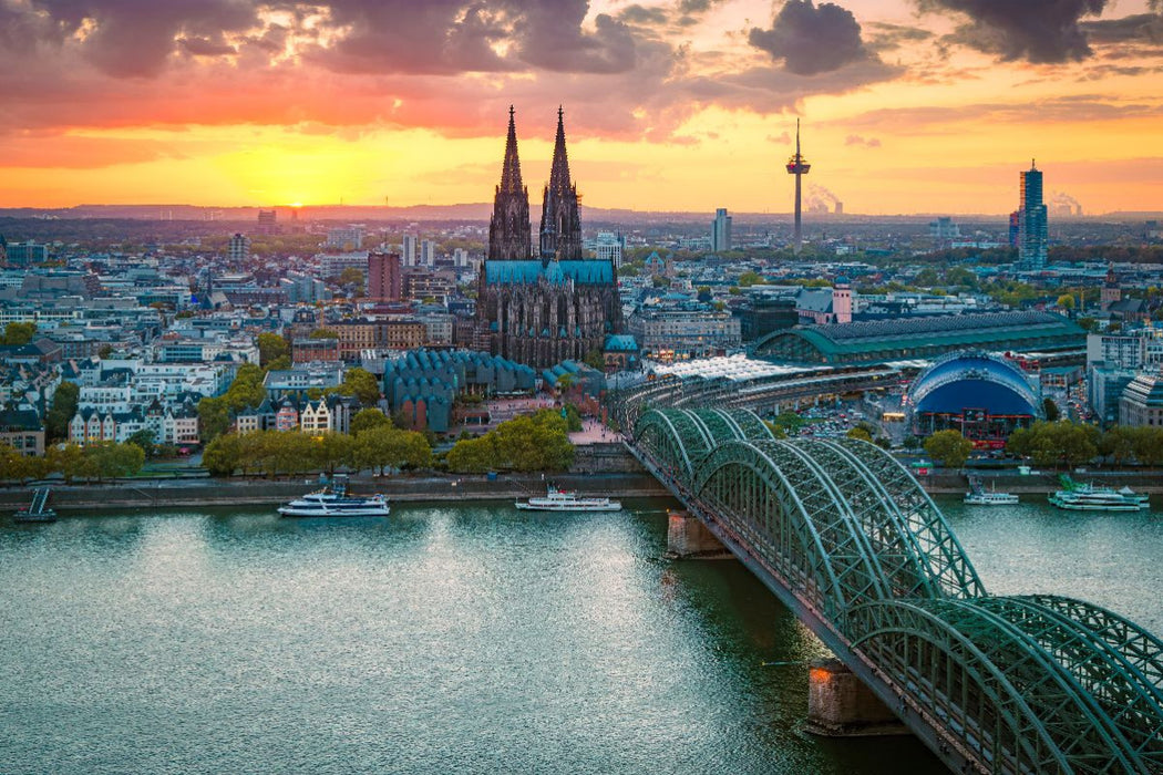 Premium Textil-Leinwand Köln im Sonnenuntergang