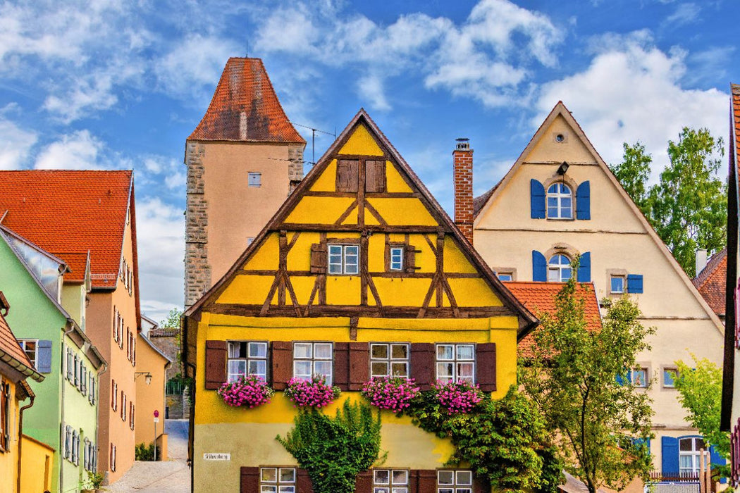Premium Textil-Leinwand Historische Häuser mit Weißem Turm in Dinkelsbühl, Deutschland