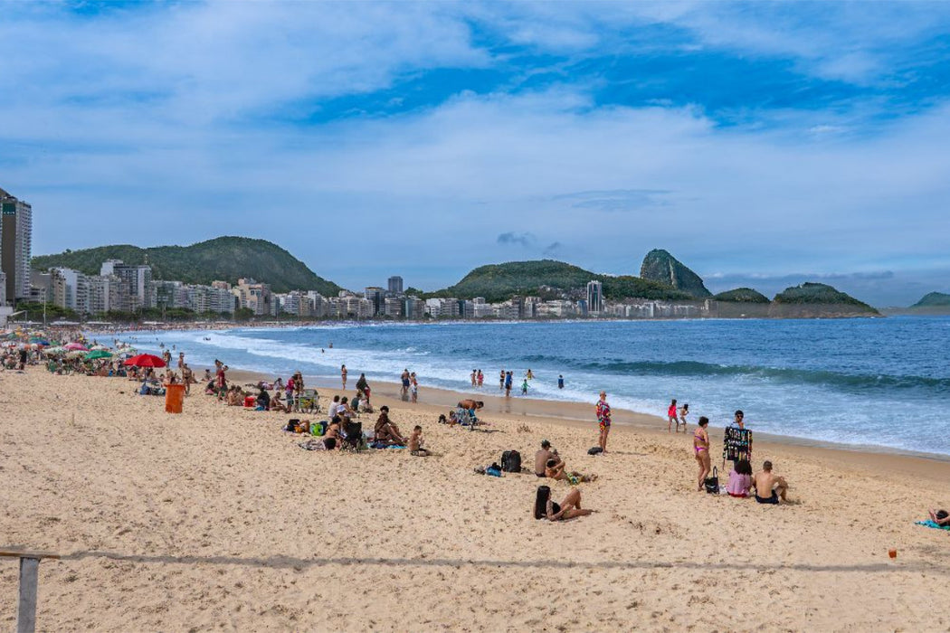 Premium Textil-Leinwand Leben an der Copacabana