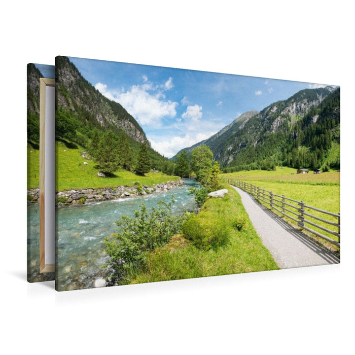 Premium Textil-Leinwand Gemütliche Wanderung im Stilluptal – Naturgenuss nahe Mayrhofen