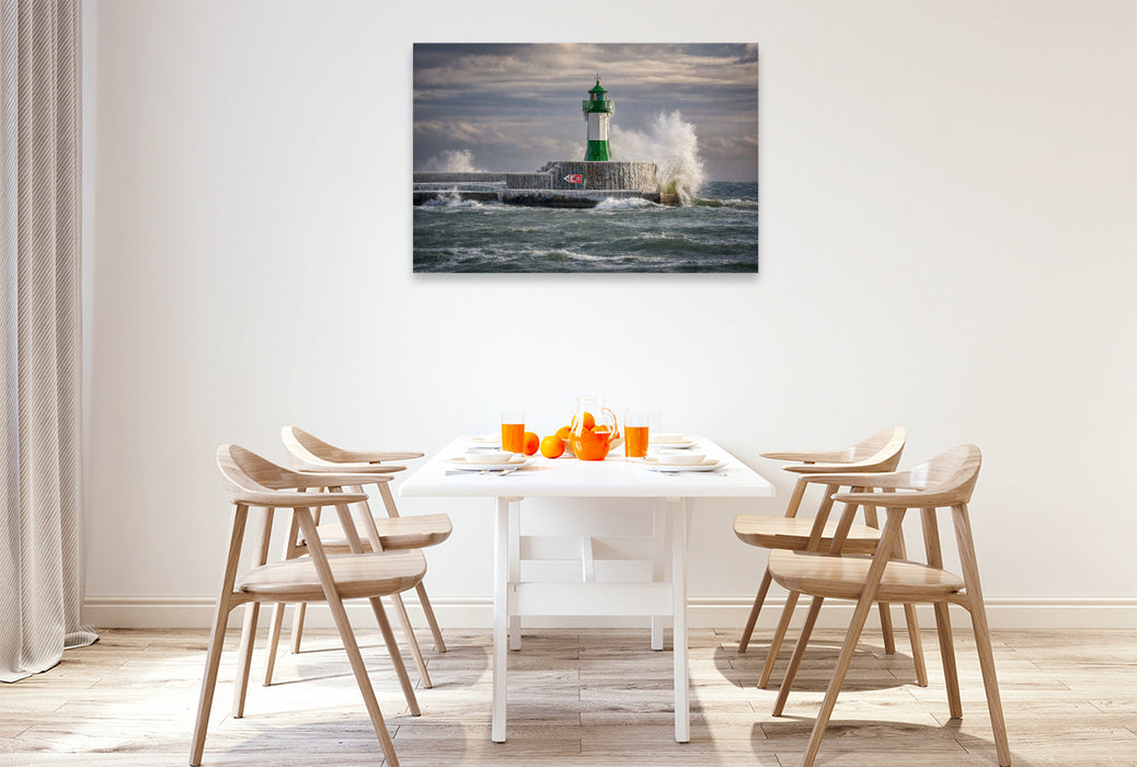 Premium Textil-Leinwand Leuchtturm im Sturm – standhaftes Licht inmitten von Wind und wilder See