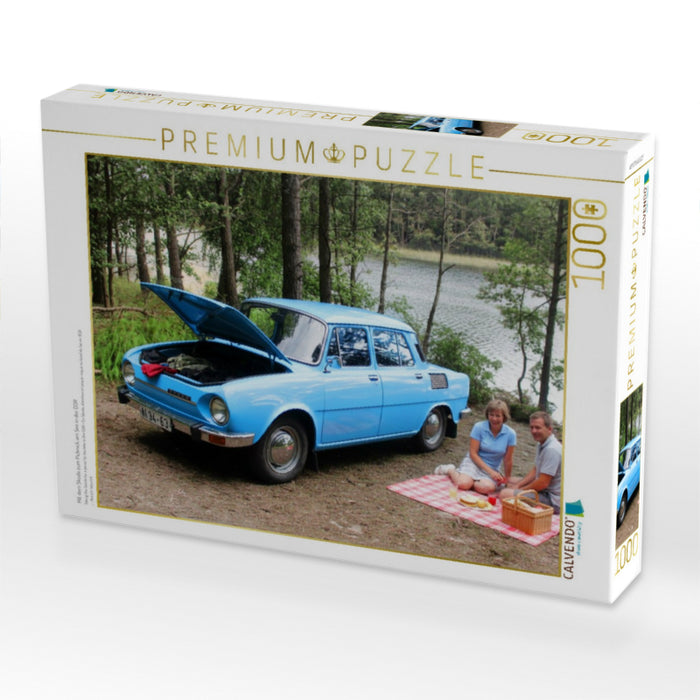 Mit dem Skoda zum Picknick am See in der DDR - CALVENDO Foto-Puzzle'