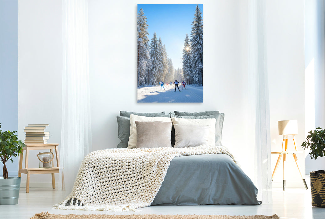 Premium Textil-Leinwand Langlauf - Wettkampf durch den winterwald