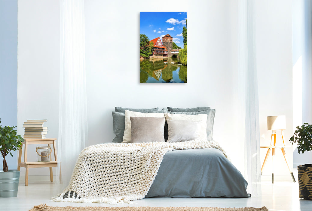 Premium Textil-Leinwand Weinstadl, der größte Fachwerkbau in Deutschland, mit Wasserturm an der Pegnitz in Nürnberg, Bayern