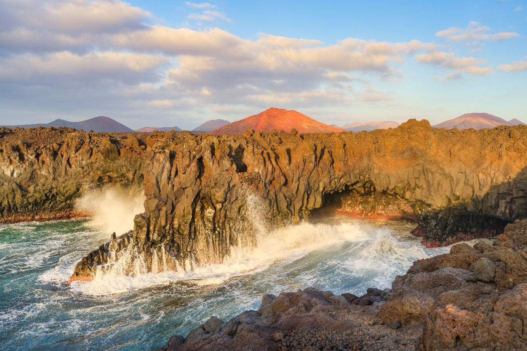 Premium Textil-Leinwand Los Hervideros auf Lanzarote