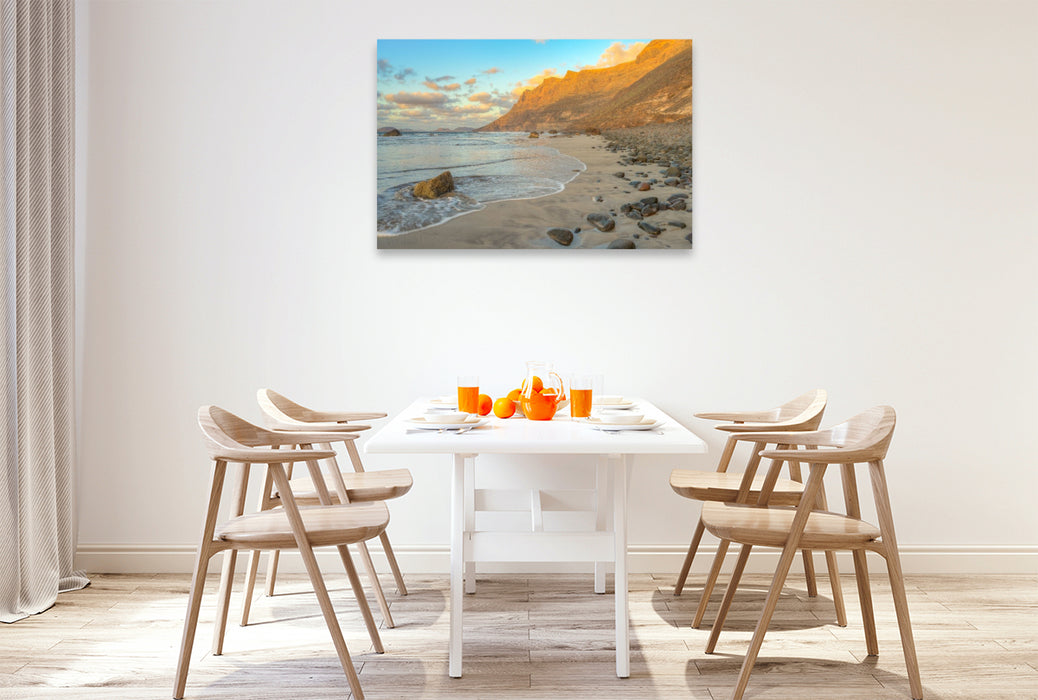 Premium Textil-Leinwand Abendstimmung am Playa de Famara auf Lanzarote