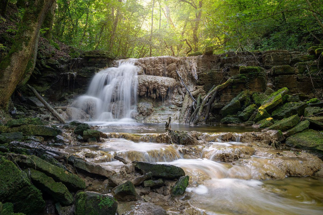 Premium Textil-Leinwand Wasserfall des Albach bei Bitburg