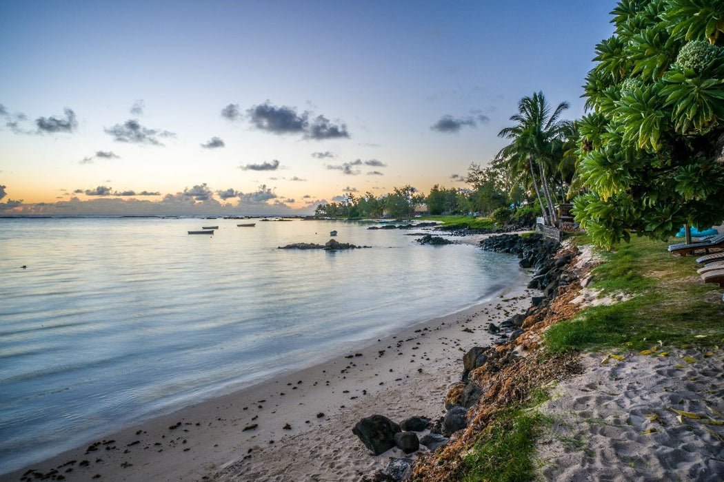 Premium Textil-Leinwand Mauritius: Palmar Beach beim Sonnenuntergang