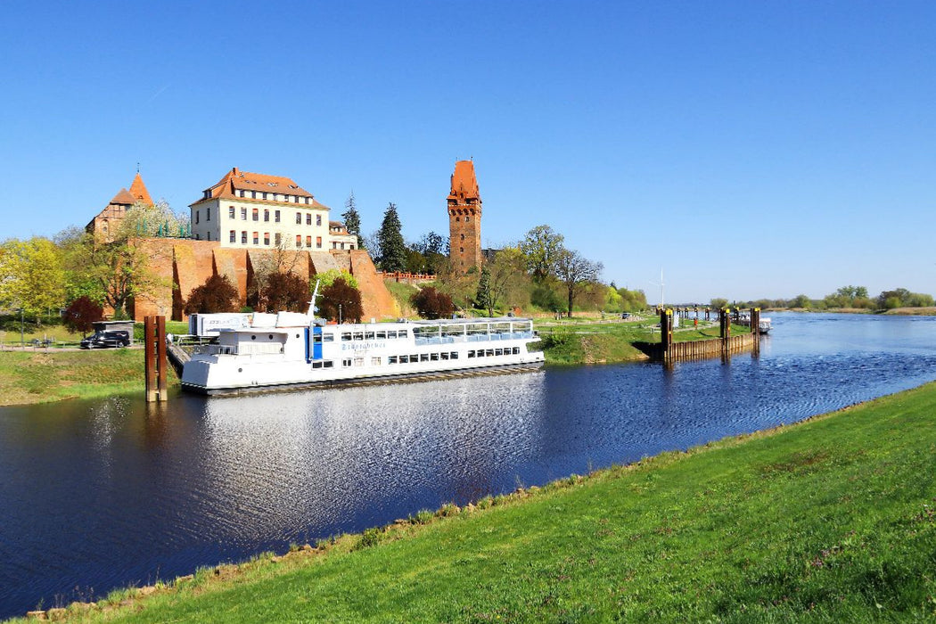 Premium Textil-Leinwand Tangermünde, Kaiserstadt an Elbe und Tanger