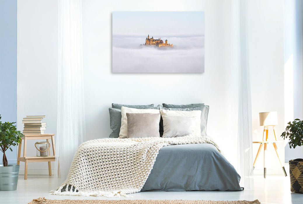Premium Textil-Leinwand Burg Hohenzollern im Nebelmeer