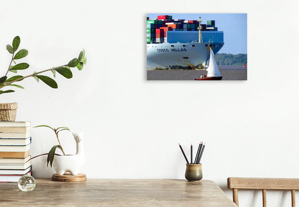Premium Textil-Leinwand Container und Segler - welch ein Treffen