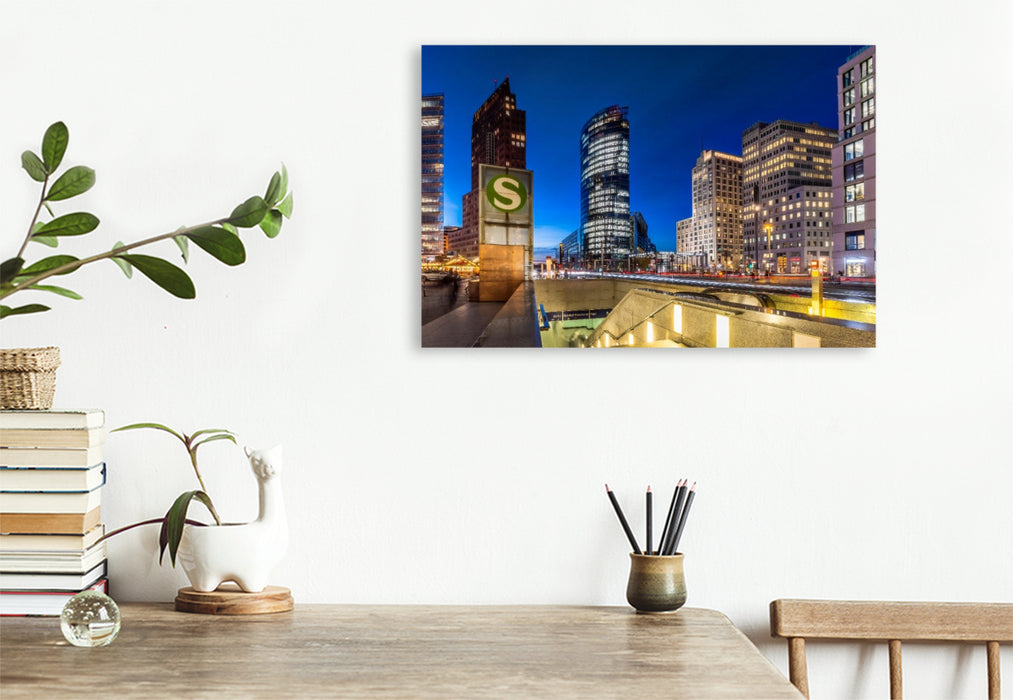 Premium Textil-Leinwand Potsdamer Platz - Urbanes Flair zur blauen Stunde