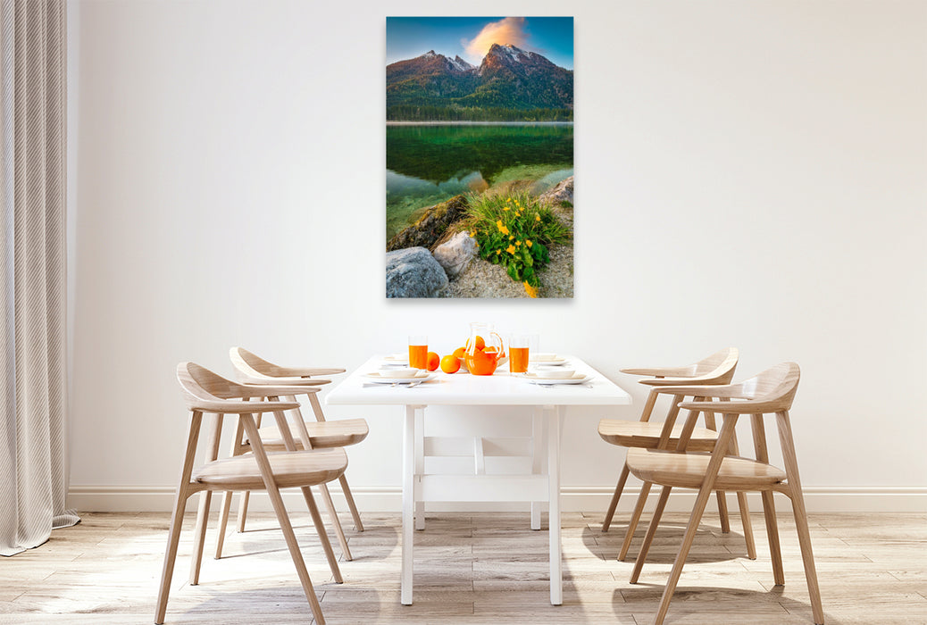 Premium Textil-Leinwand Frühling am Hintersee