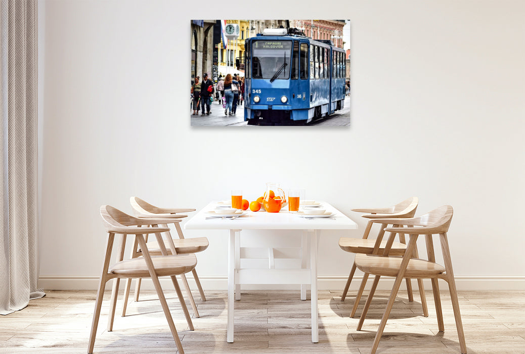 Premium Textil-Leinwand Eine Tatra KT4YU-Straßenbahn in Zagreb.