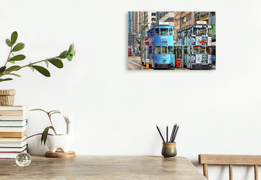 Premium Textil-Leinwand Ikonische Doppelstockstraßenbahnen in Hongkong, einige der wenigen weltweit, die ausschließlich mit Doppelstockwagen betrieben werden