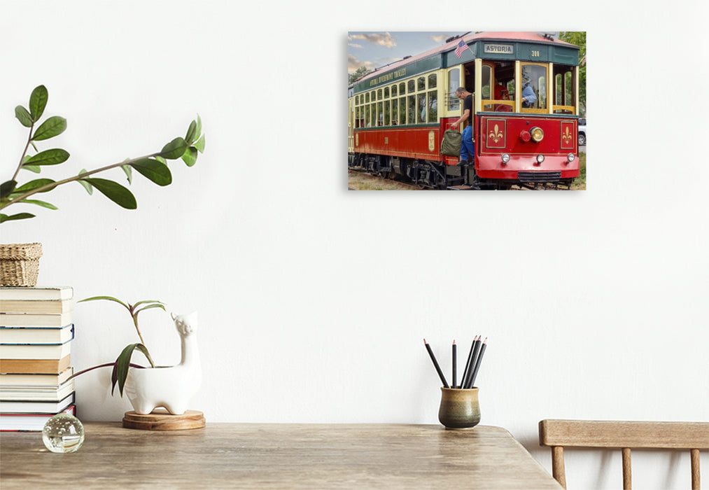 Premium Textil-Leinwand Diese historische Straßenbahn ist Teil der Astoria Riverfront Trolley-Flotte in Astoria, Oregon