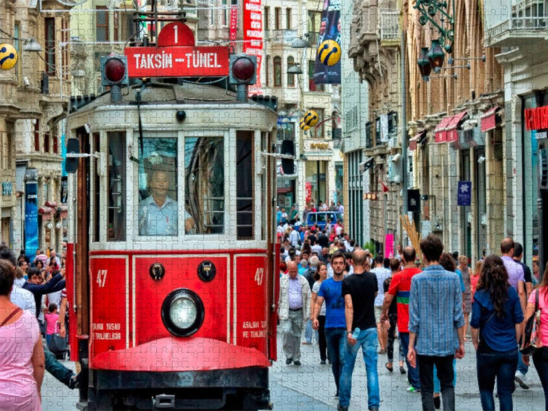Nostalgische Straßenbahn in Istanbul - CALVENDO Foto-Puzzle'
