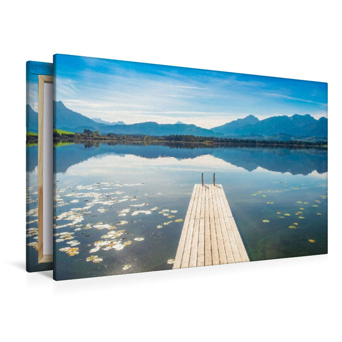 Premium Textil-Leinwand Hopfensee mit Allgäuer Alpen