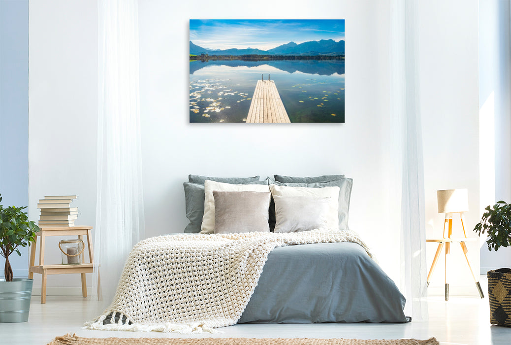 Premium Textil-Leinwand Hopfensee mit Allgäuer Alpen