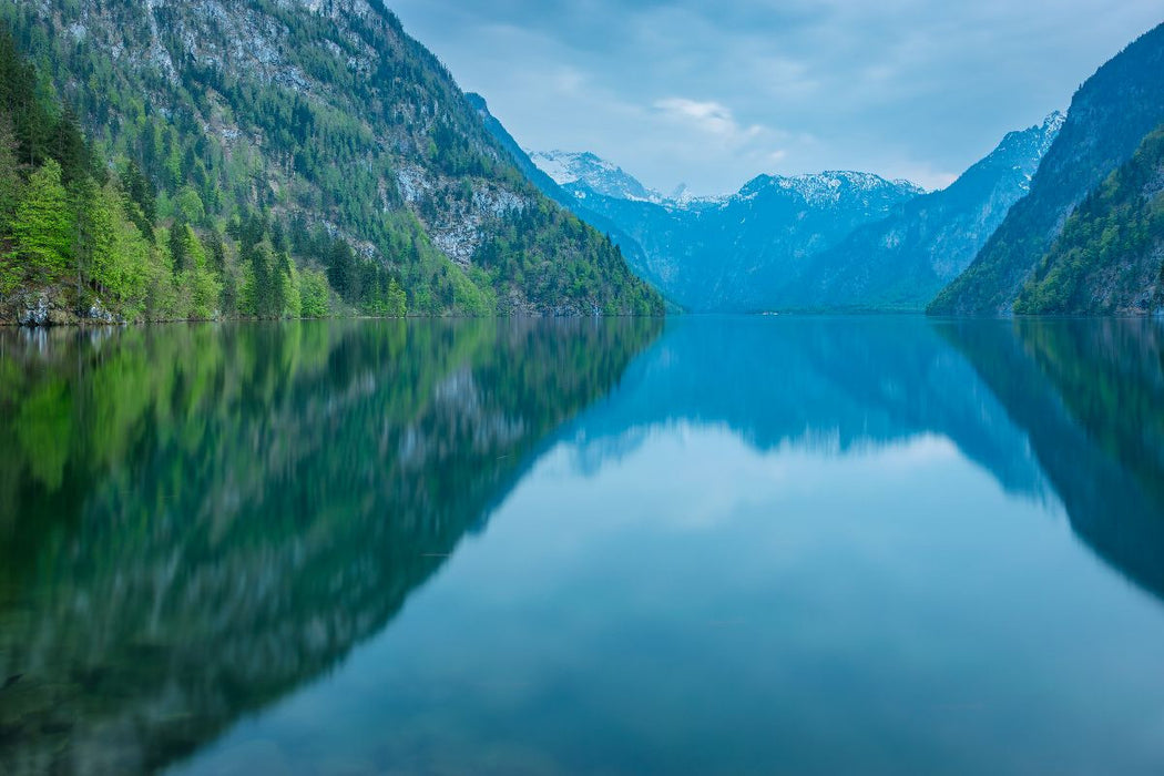 Premium Textil-Leinwand Königssee mit Berchtesgadener Alpen