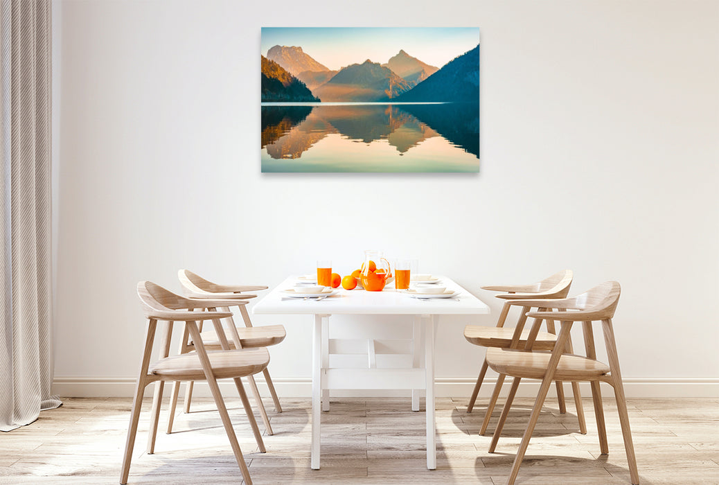 Premium Textil-Leinwand Traunsee mit Traunstein und Totem Gebirge