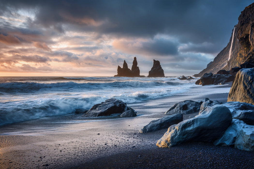 Premium Textil-Leinwand Island – Reynisfjara