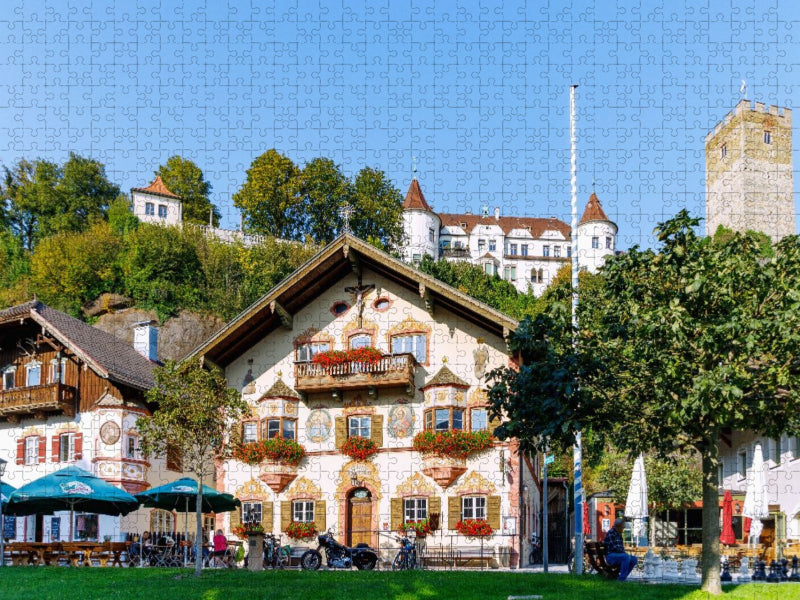 Marktplatz mit Haus zum Sailer und Schloss in Neubeuern - CALVENDO Foto-Puzzle'