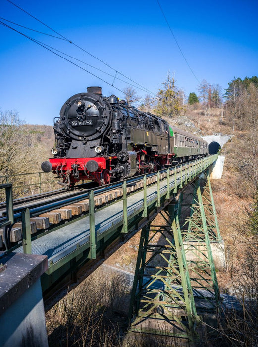 Die Rübelandbahn auf dem Kreuztalviadukt - CALVENDO Foto-Puzzle'