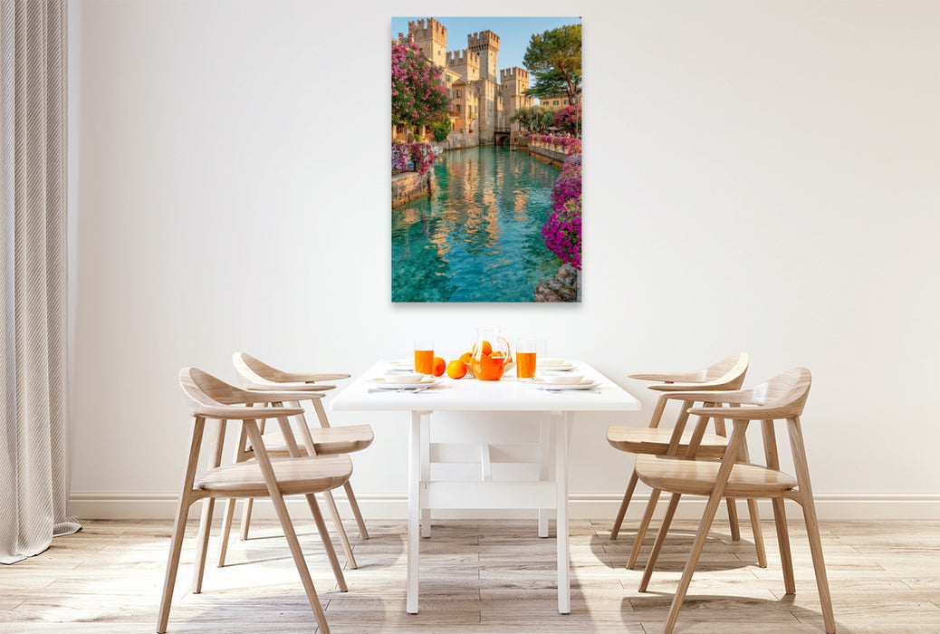 Premium Textil-Leinwand Sirmione – Romantik und Geschichte am Gardasee