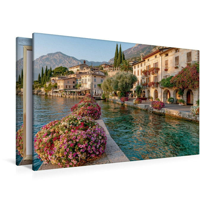 Premium Textil-Leinwand Limone sul Garda – Spätsommerliche Idylle an der Seepromenade