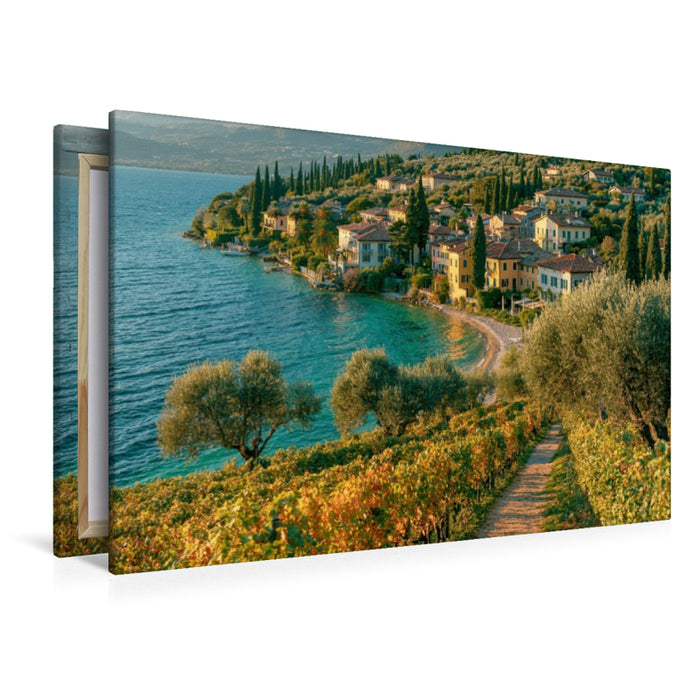 Premium Textil-Leinwand Gardasee – Goldener Herbst zwischen Weinbergen und Olivenhainen