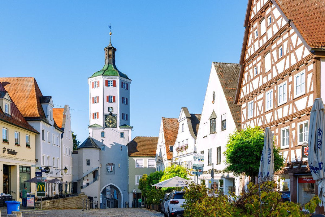 Premium Textil-Leinwand Günzburg: Marktplatz, Fachwerkhaus und Unteres Tor