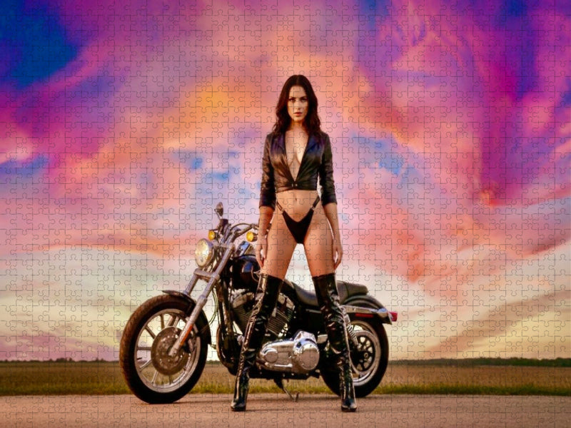Ein Motiv aus dem Kalender Sexy Biker Beauties - CALVENDO Foto-Puzzle'