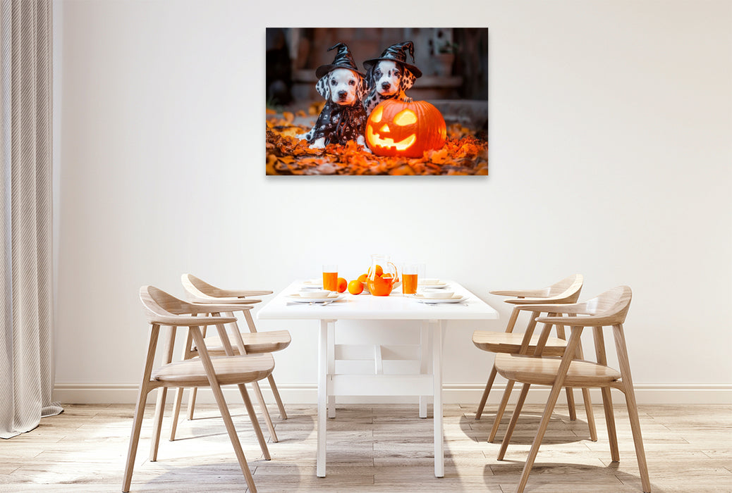 Premium Textil-Leinwand Magische Halloween Nacht mit Dalmatinern