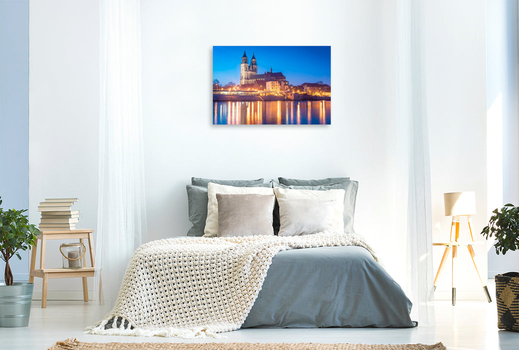 Premium Textil-Leinwand Magdeburger Dom am Abend