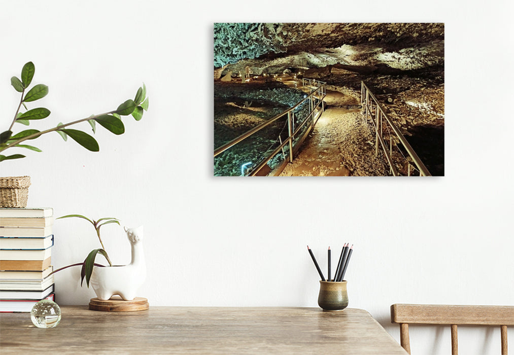 Premium Textil-Leinwand Barbarossahöhle - unterirdischer See