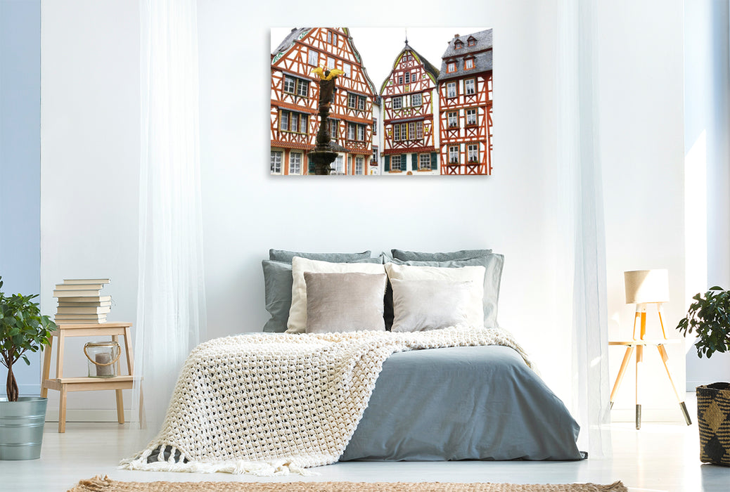 Premium Textil-Leinwand Marktplatz mit St. Michaelsbrunnen in Bernkastel-Kues