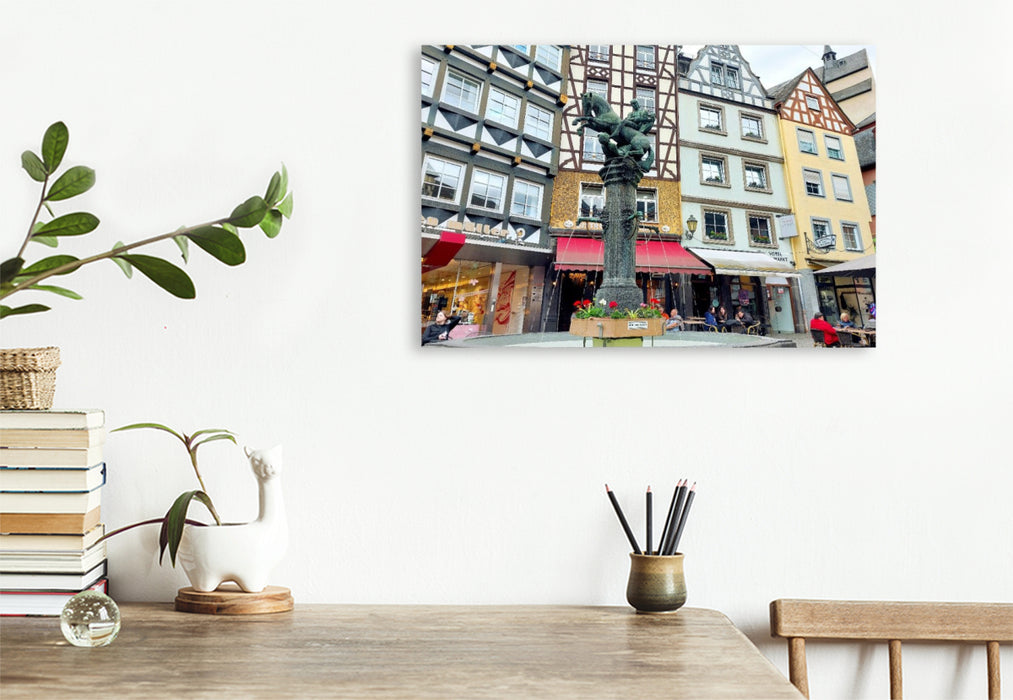Premium Textil-Leinwand Cochem, Martinsbrunnen auf dem historischen Marktplatz